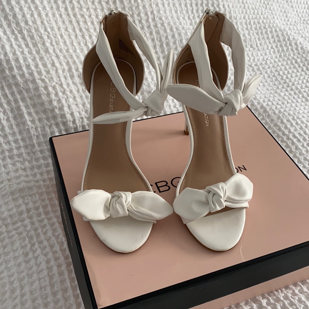 Bcbg shoes